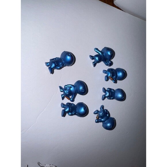 Bundle of figures - Picture 8 of 8